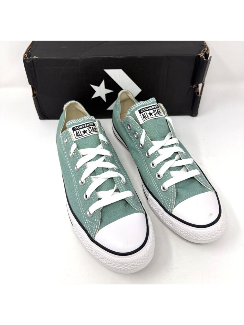 Converse Chuck Taylor All Star Herby Low Top Sneaker Women's Size 10.5 Men's 8.5